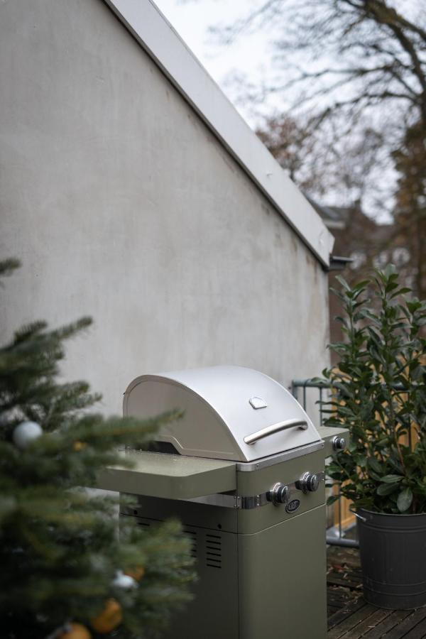 Cosy Nock ! Little Gem At City Center With Large Terrace ! بريدا المظهر الخارجي الصورة